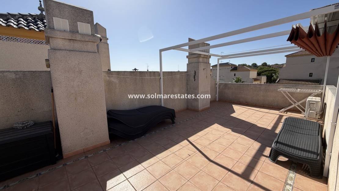 2 soverom Leilighet til salgs i Villamartin med svømmebasseng - € 199 000 (Ref: 10070133)
