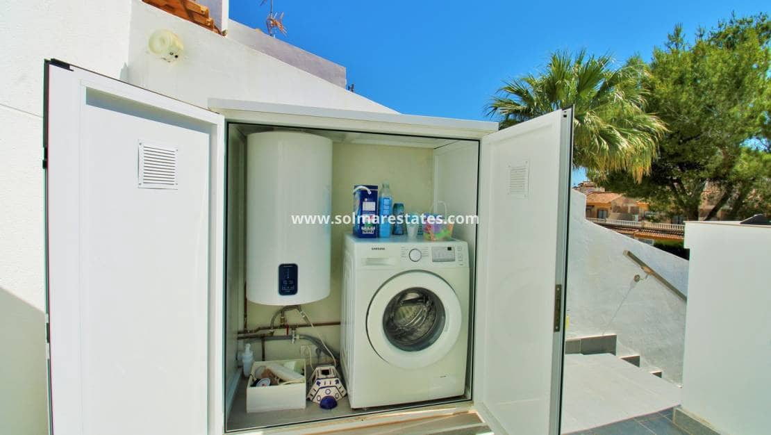 3 sypialnia Bungalow na sprzedaż w Villamartin z basenem - 275 000 € (Ref: 10070136)