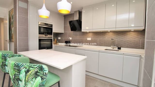 3 sypialnia Bungalow na sprzedaż w Villamartin, Orihuela z basenem - 275 000 € (Ref: 10070136)