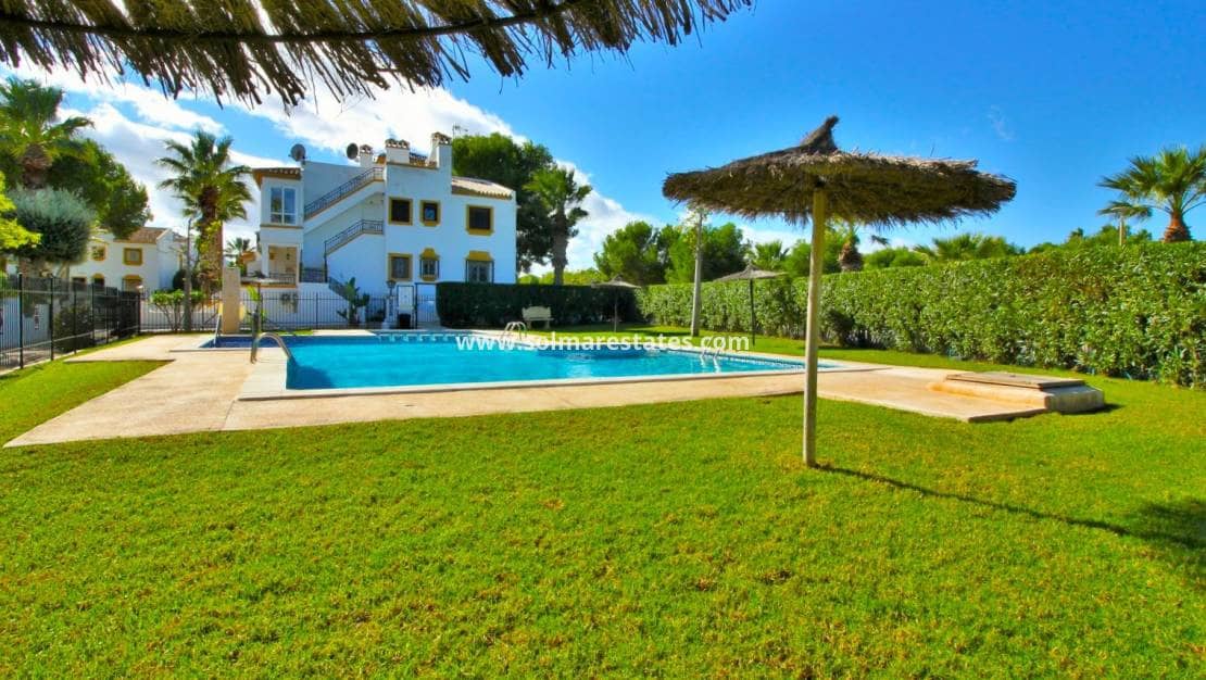 3 sypialnia Bungalow na sprzedaż w Villamartin z basenem - 275 000 € (Ref: 10070136)