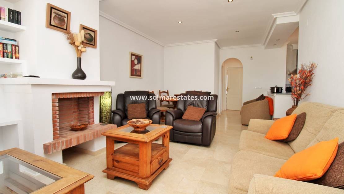2 sovrum Lägenhet till salu i Villamartin med pool - 189 950 € (Ref: 10070137)