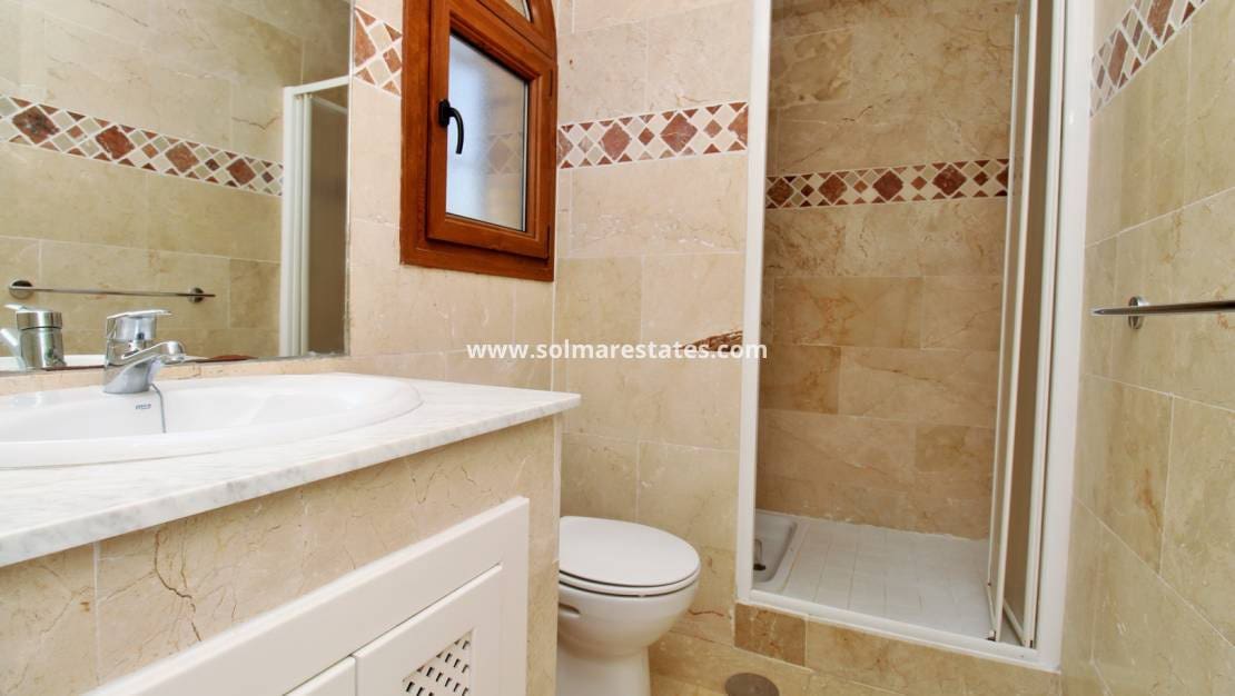 2 sovrum Lägenhet till salu i Villamartin med pool - 189 950 € (Ref: 10070137)
