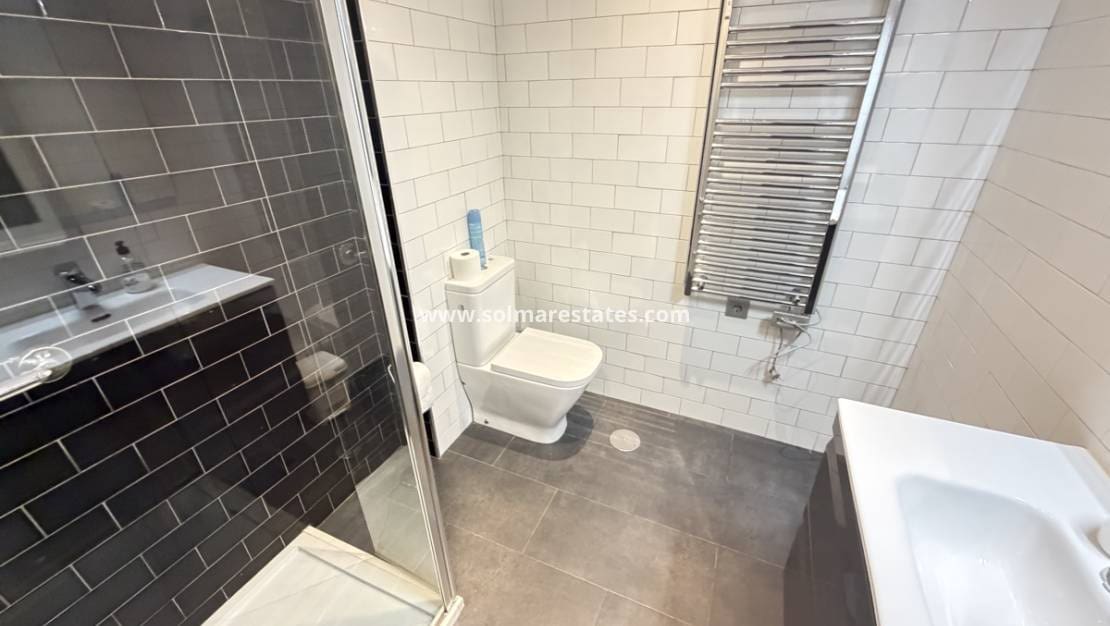 2 camera da letto Appartamento in vendita in Villamartin con piscina - 139.995 € (Rif: 10070138)