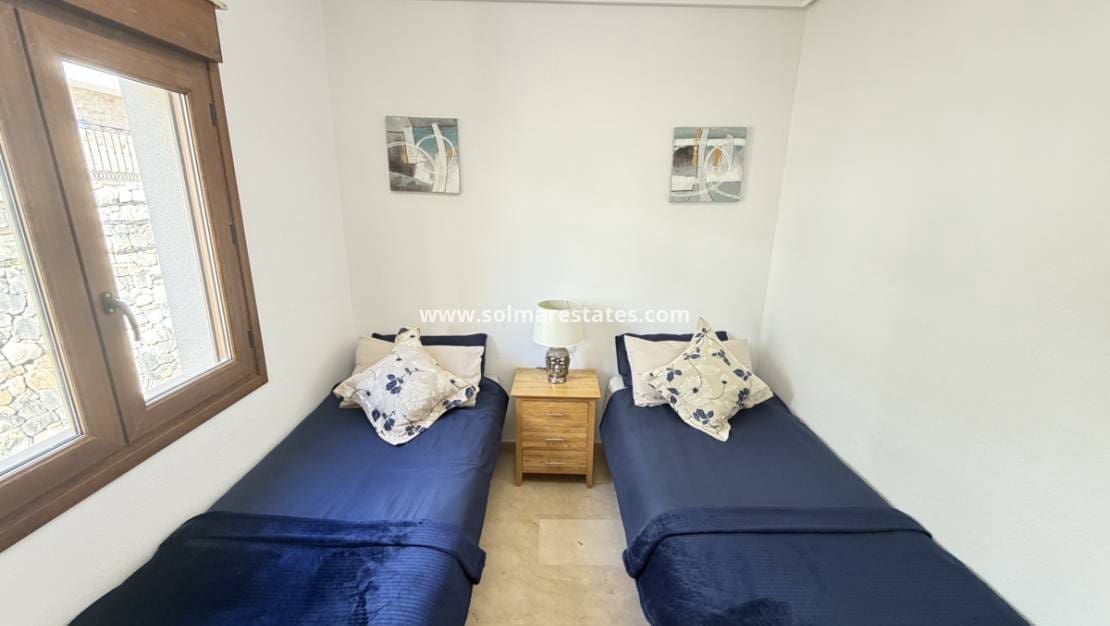 2 slaapkamer Appartement te koop in Villamartin met zwembad - € 210.000 (Ref: 10070139)