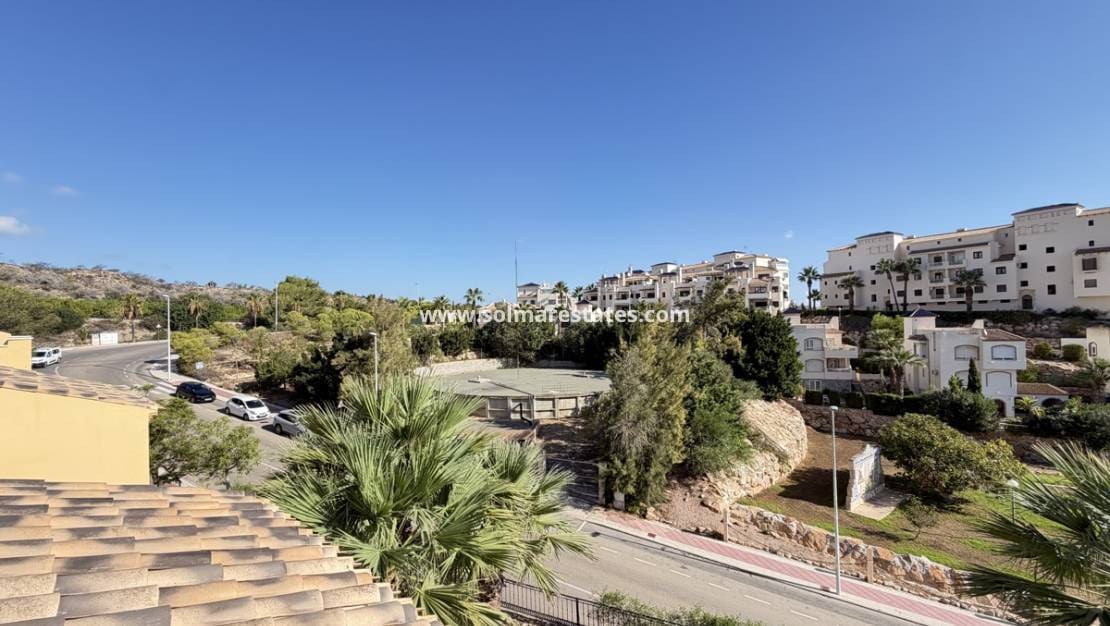 2 slaapkamer Appartement te koop in Villamartin met zwembad - € 210.000 (Ref: 10070139)