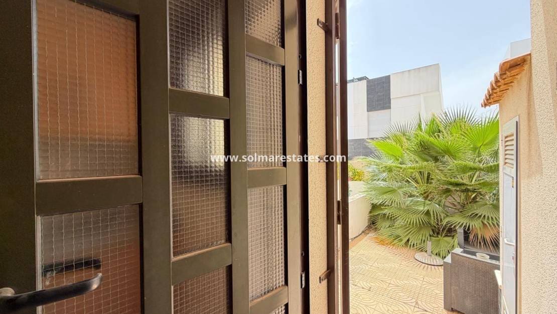 2 Zimmer Haus zu verkaufen in Dona Pepa mit Pool - 189.000 € (Ref: 10071027)