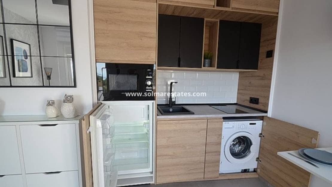 1 quarto Apartamento para venda em Villamartin com piscina - 114 000 € (Ref: 10072854)