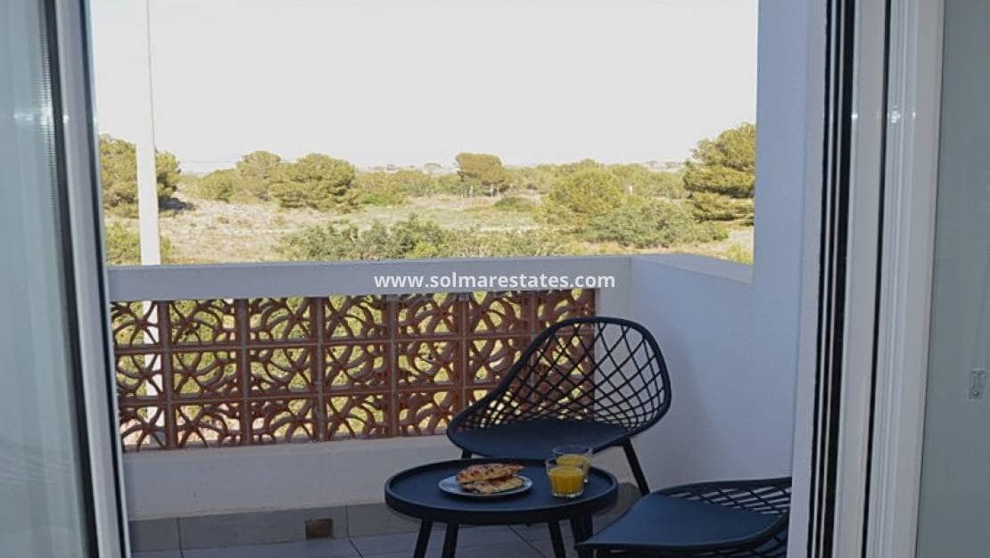 1 quarto Apartamento para venda em Villamartin com piscina - 114 000 € (Ref: 10072854)