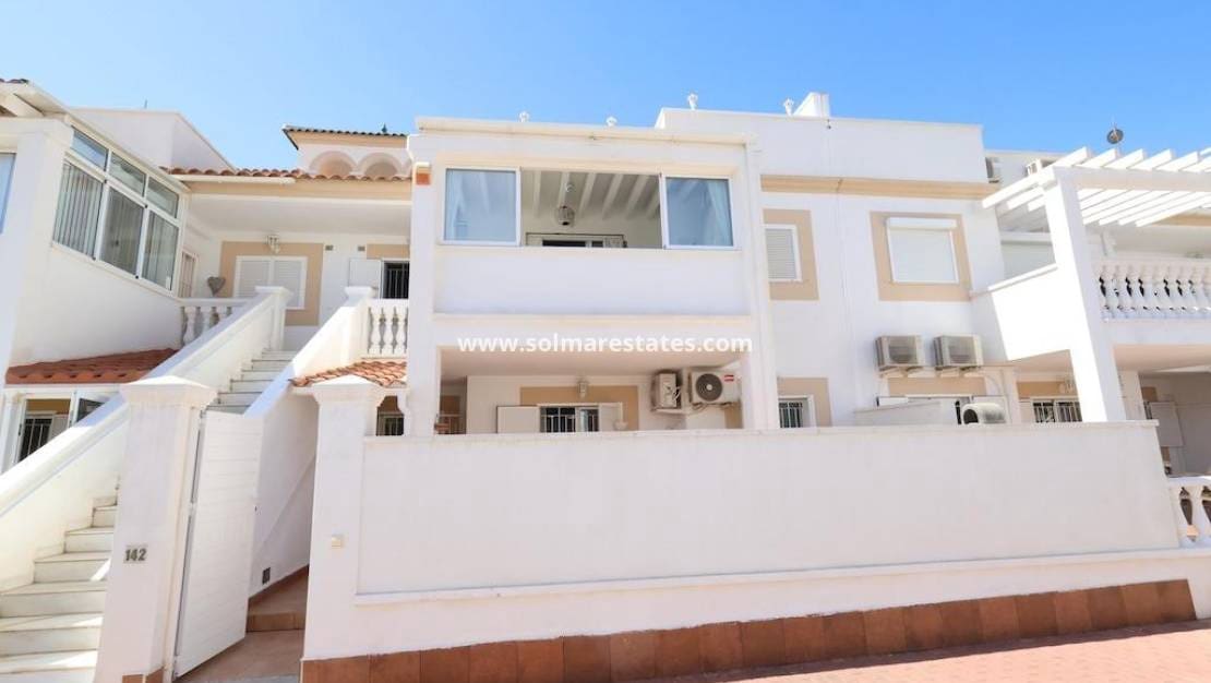 2 soverom Leilighet til salgs i Playa Flamenca med svømmebasseng - € 230 000 (Ref: 10072999)
