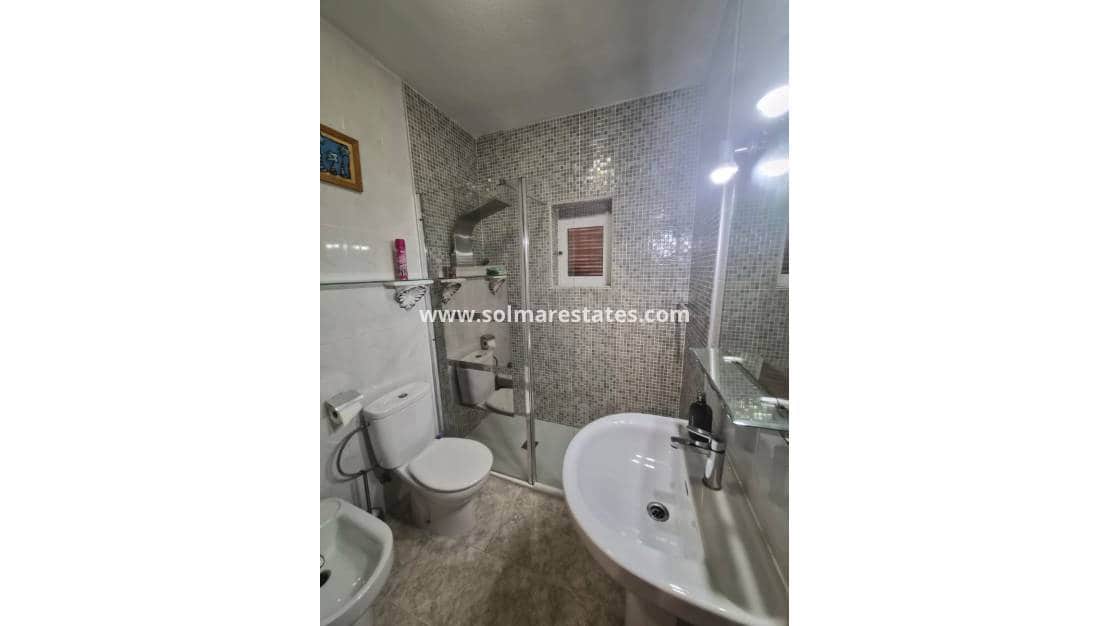2 quarto Casa em Banda para venda em Playa Flamenca com piscina - 215 000 € (Ref: 10073219)