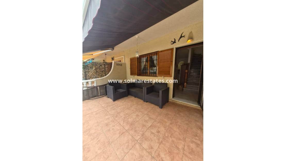 2 quarto Casa em Banda para venda em Playa Flamenca com piscina - 215 000 € (Ref: 10073219)