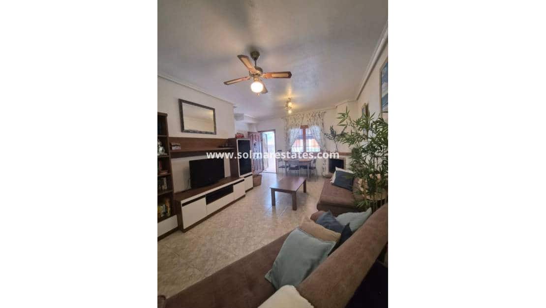 2 quarto Casa em Banda para venda em Playa Flamenca com piscina - 215 000 € (Ref: 10073219)