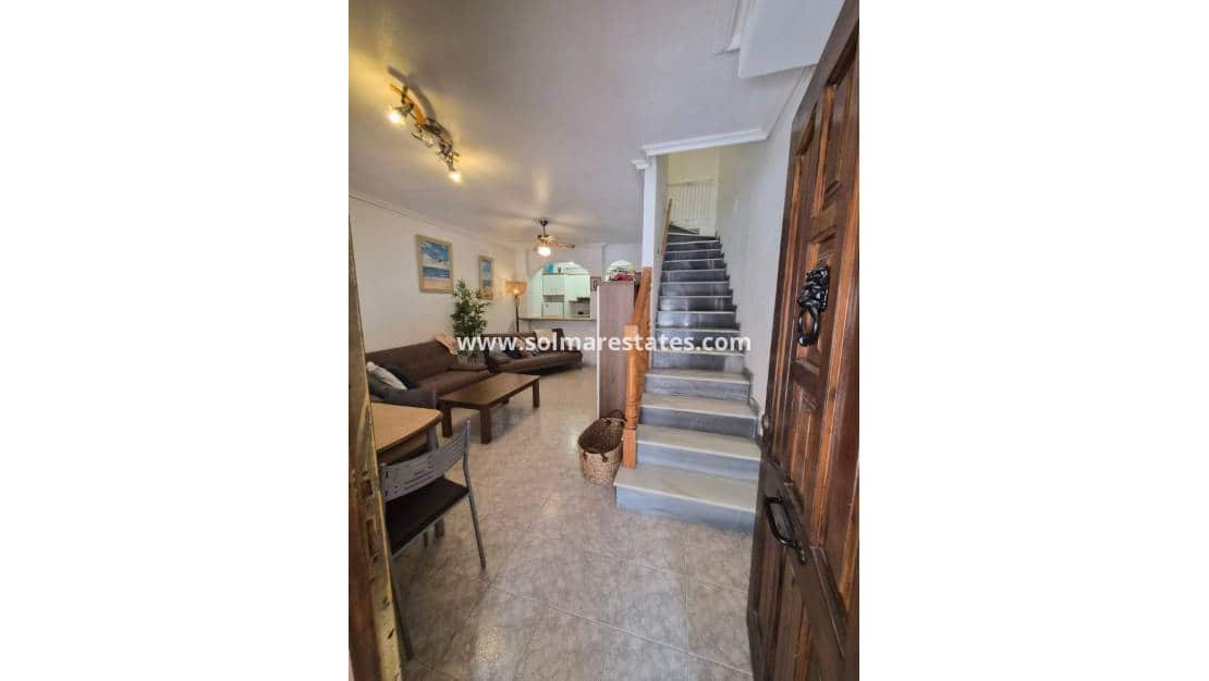 2 quarto Casa em Banda para venda em Playa Flamenca com piscina - 215 000 € (Ref: 10073219)