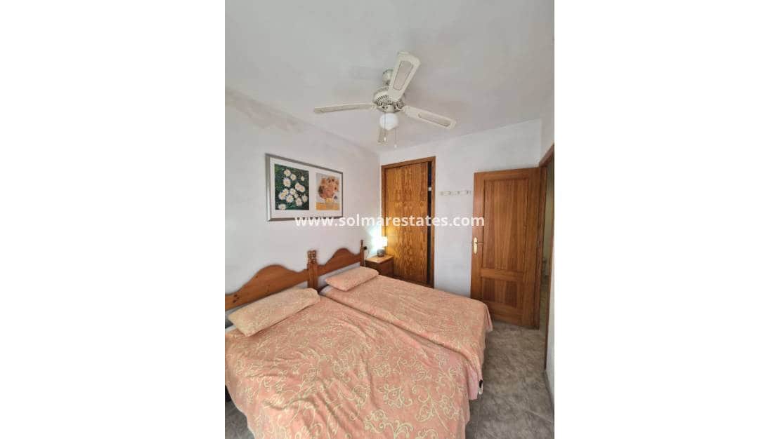 2 quarto Casa em Banda para venda em Playa Flamenca com piscina - 215 000 € (Ref: 10073219)