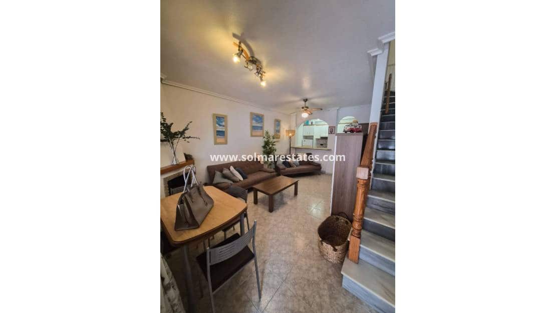 2 quarto Casa em Banda para venda em Playa Flamenca com piscina - 215 000 € (Ref: 10073219)