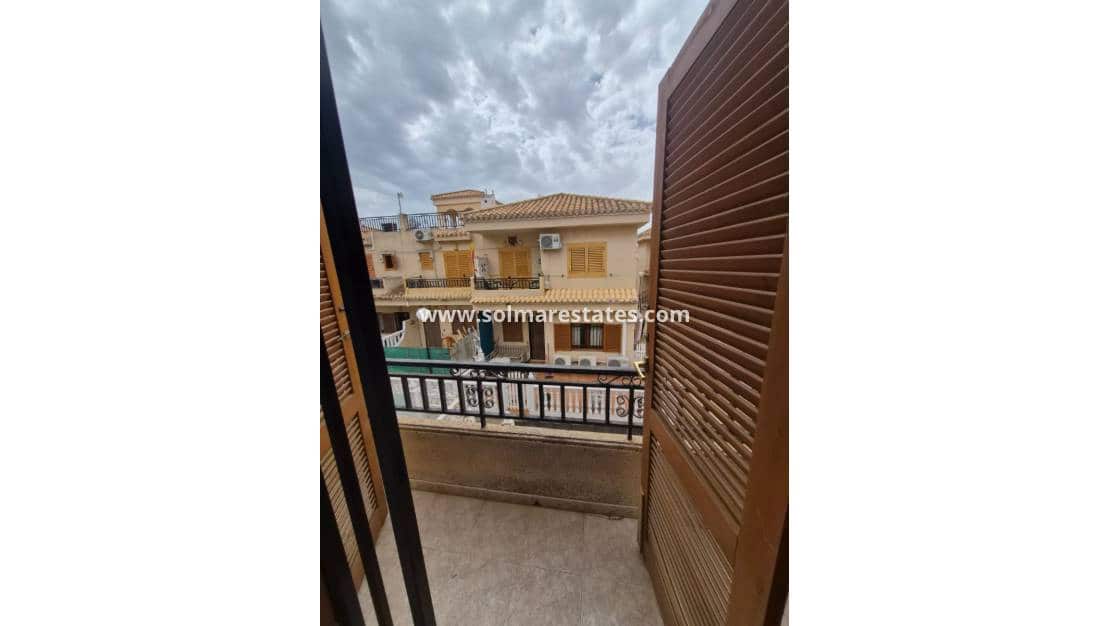 2 quarto Casa em Banda para venda em Playa Flamenca com piscina - 215 000 € (Ref: 10073219)