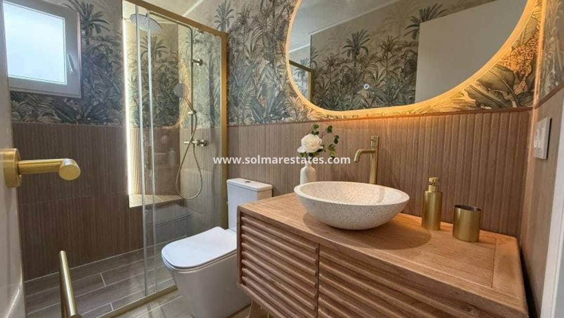 2 chambre Appartement à vendre à Torrevieja avec piscine - 159 995 € (Ref: 10077244)
