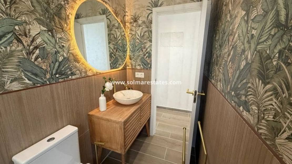 2 chambre Appartement à vendre à Torrevieja avec piscine - 159 995 € (Ref: 10077244)
