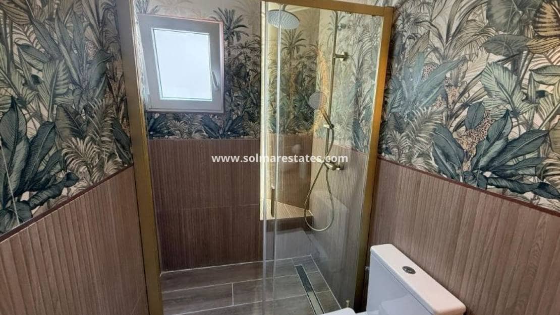 2 chambre Appartement à vendre à Torrevieja avec piscine - 159 995 € (Ref: 10077244)