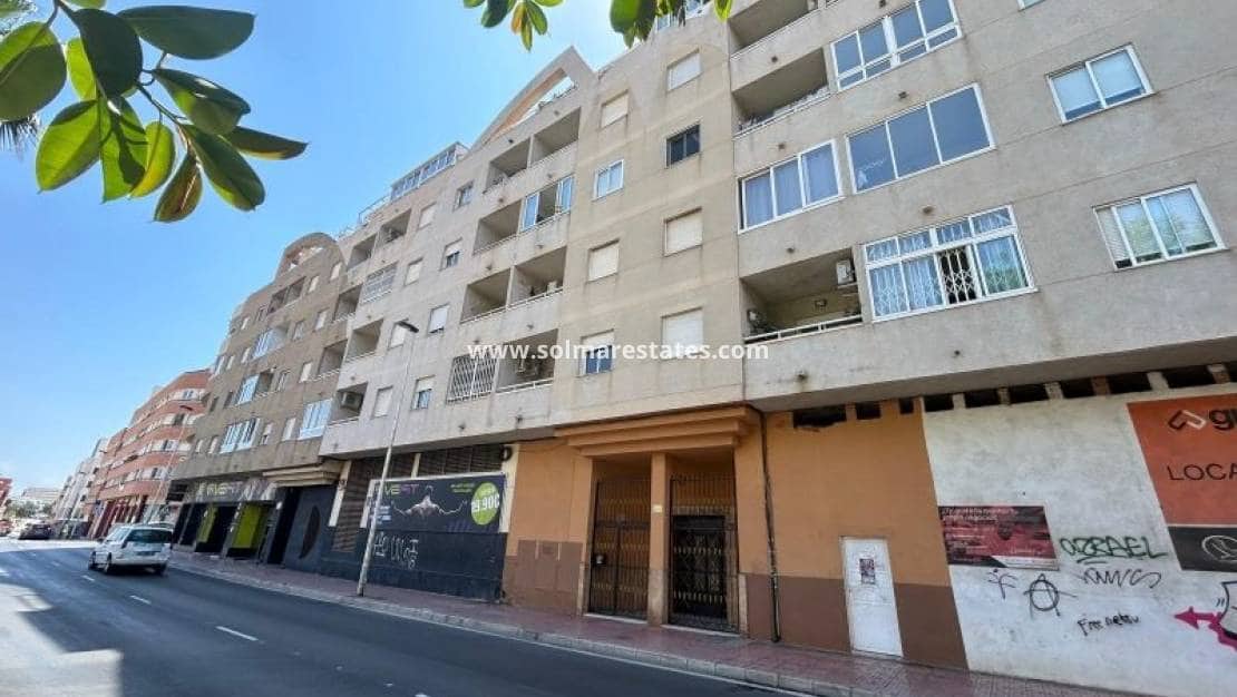 2 chambre Appartement à vendre à Torrevieja avec piscine - 159 995 € (Ref: 10077244)