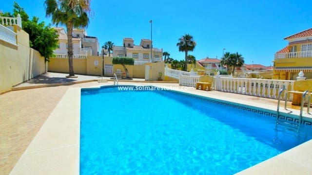 2 quarto Casa em Banda para venda em Villamartin, Orihuela - 159 900 € (Ref: 10078950)