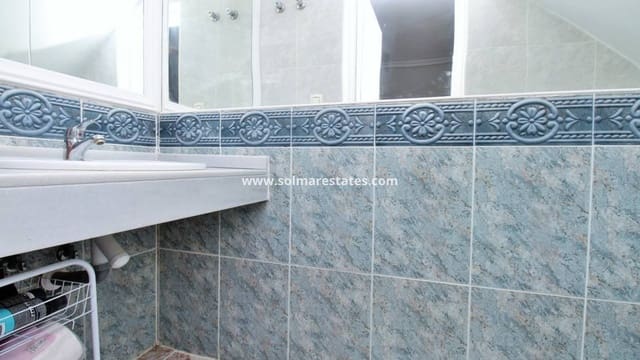 2 quarto Casa em Banda para venda em Villamartin, Orihuela - 159 900 € (Ref: 10078950)