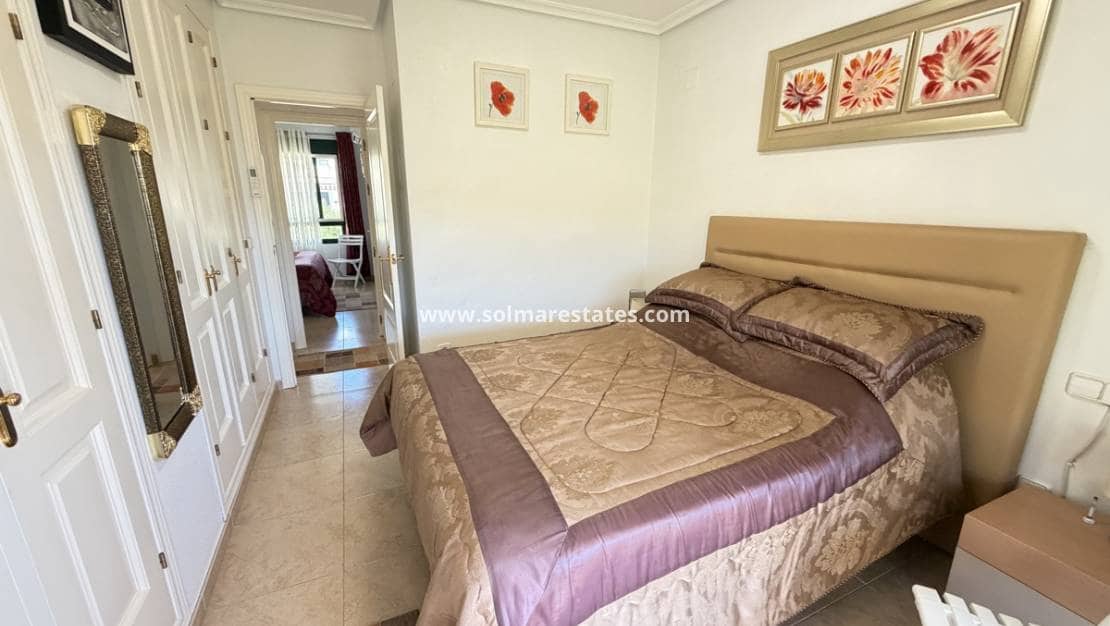 2 makuuhuone Omakotitalo myytävänä paikassa Campoamor mukana uima-altaan - 239 995 € (Ref: 10078951)