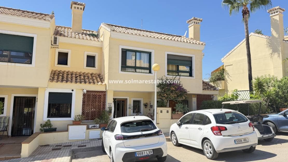 2 makuuhuone Omakotitalo myytävänä paikassa Campoamor mukana uima-altaan - 239 995 € (Ref: 10078951)