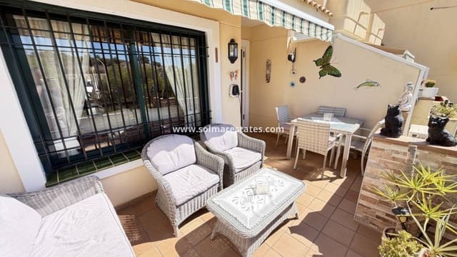 2 makuuhuone Omakotitalo myytävänä paikassa Campoamor, Orihuela mukana uima-altaan - 239 995 € (Ref: 10078951)