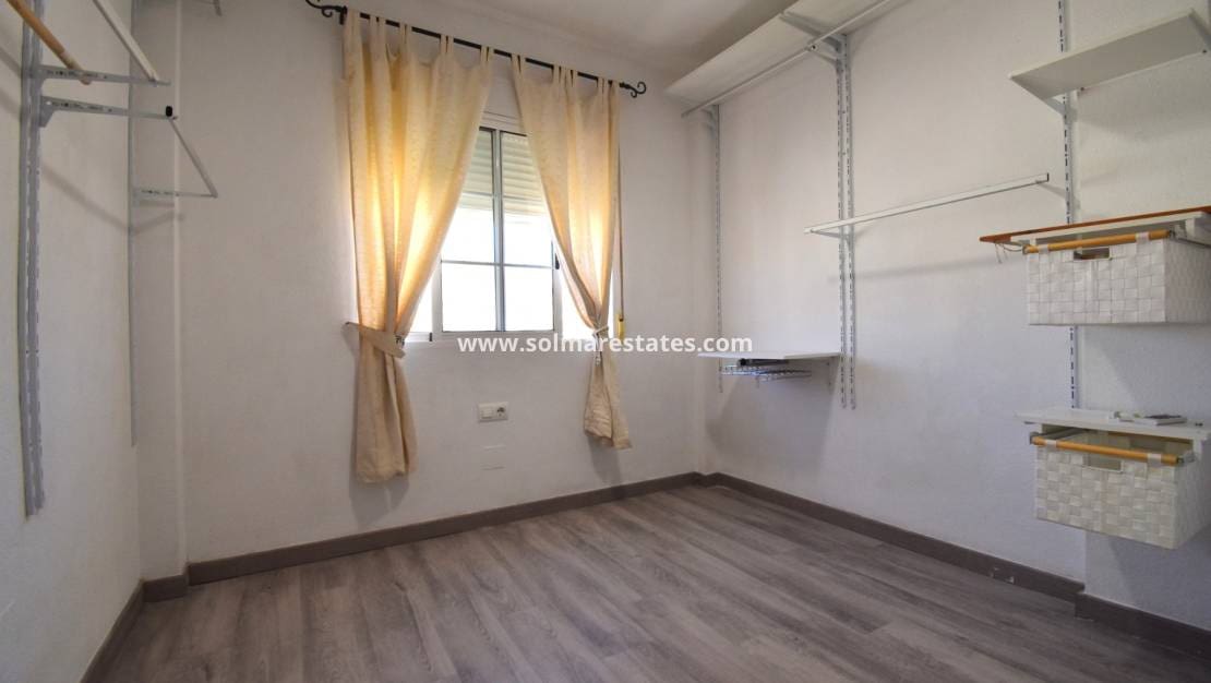 3 Zimmer Villa zu verkaufen in Playa Flamenca mit Pool - 429.000 € (Ref: 10078952)