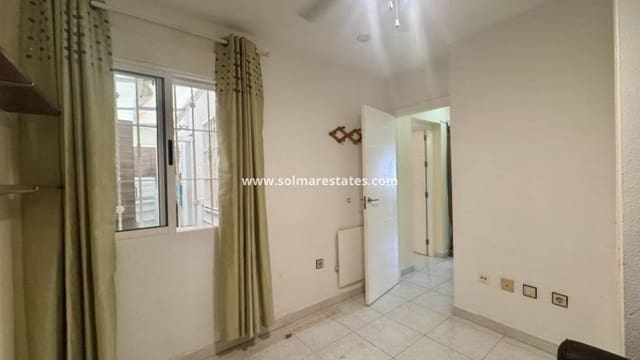 3 bedroom Apartment for sale in La Florida, Orihuela with pool - € 159,995 (Ref: 10078953)