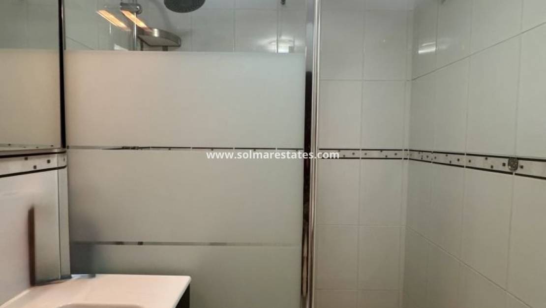 3 bedroom Apartment for sale in La Florida with pool - € 159,995 (Ref: 10078953)