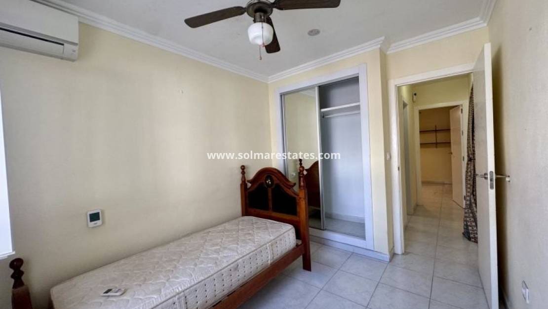 3 bedroom Apartment for sale in La Florida with pool - € 159,995 (Ref: 10078953)