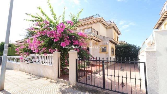 Pareado de 2 habitaciones en Playa Flamenca, Orihuela en venta con piscina - 240.000 € (Ref: 10078954)