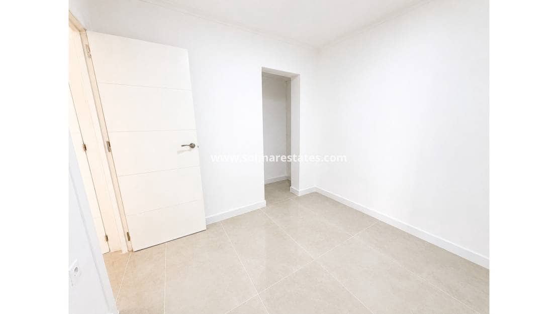 2 soveværelse Bungalow til salg i La Siesta - € 134.995 (Ref: 10079798)