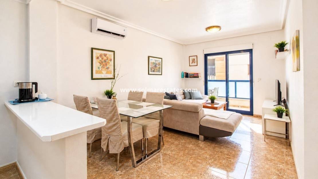 2 slaapkamer Appartement te koop in Cabo Roig met zwembad garage - € 189.000 (Ref: 10079802)