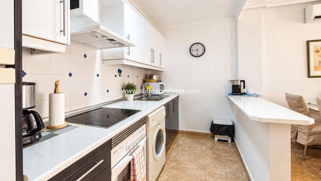 2 slaapkamer Appartement te koop in Cabo Roig met zwembad garage - € 189.000 (Ref: 10079802)