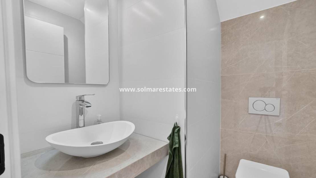 3 sovrum Villa till salu i El Raso med pool - 445 000 € (Ref: 10080202)