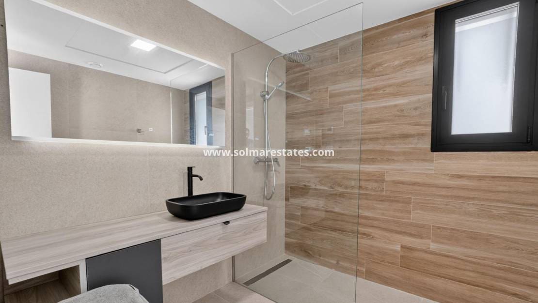 3 sovrum Villa till salu i El Raso med pool - 445 000 € (Ref: 10080202)