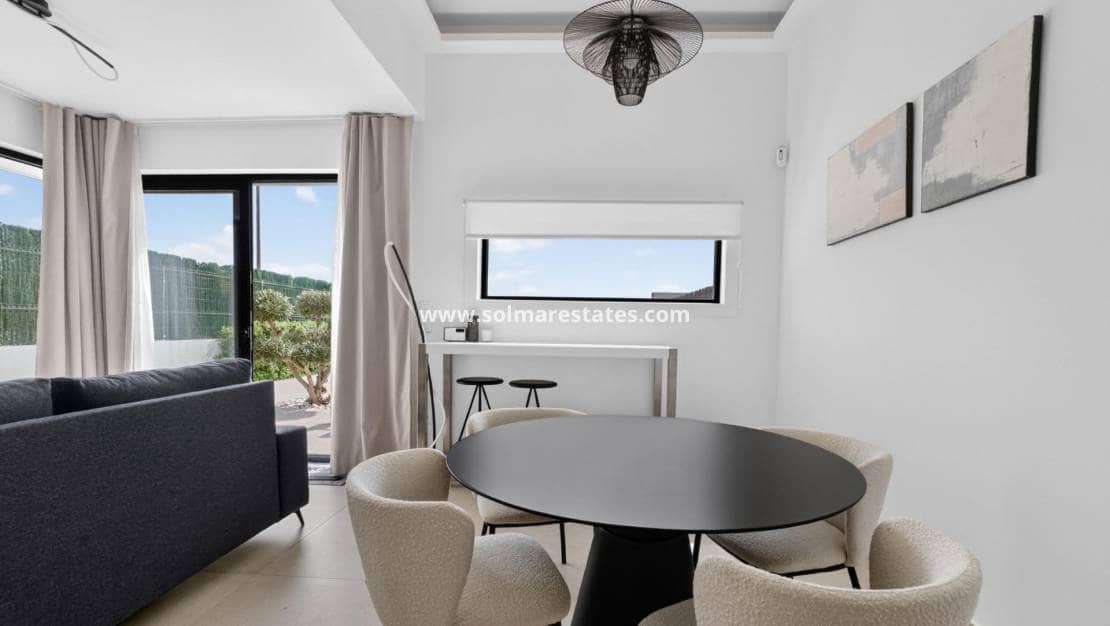 3 sovrum Villa till salu i El Raso med pool - 445 000 € (Ref: 10080202)