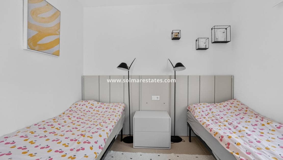 3 sovrum Villa till salu i El Raso med pool - 445 000 € (Ref: 10080202)
