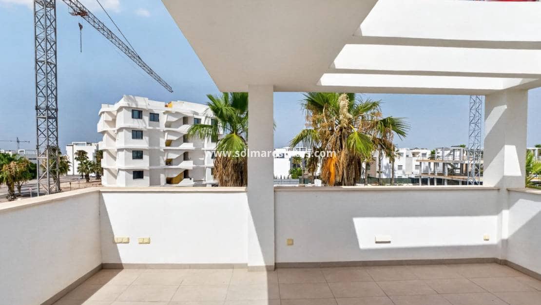 3 sovrum Villa till salu i El Raso med pool - 445 000 € (Ref: 10080202)