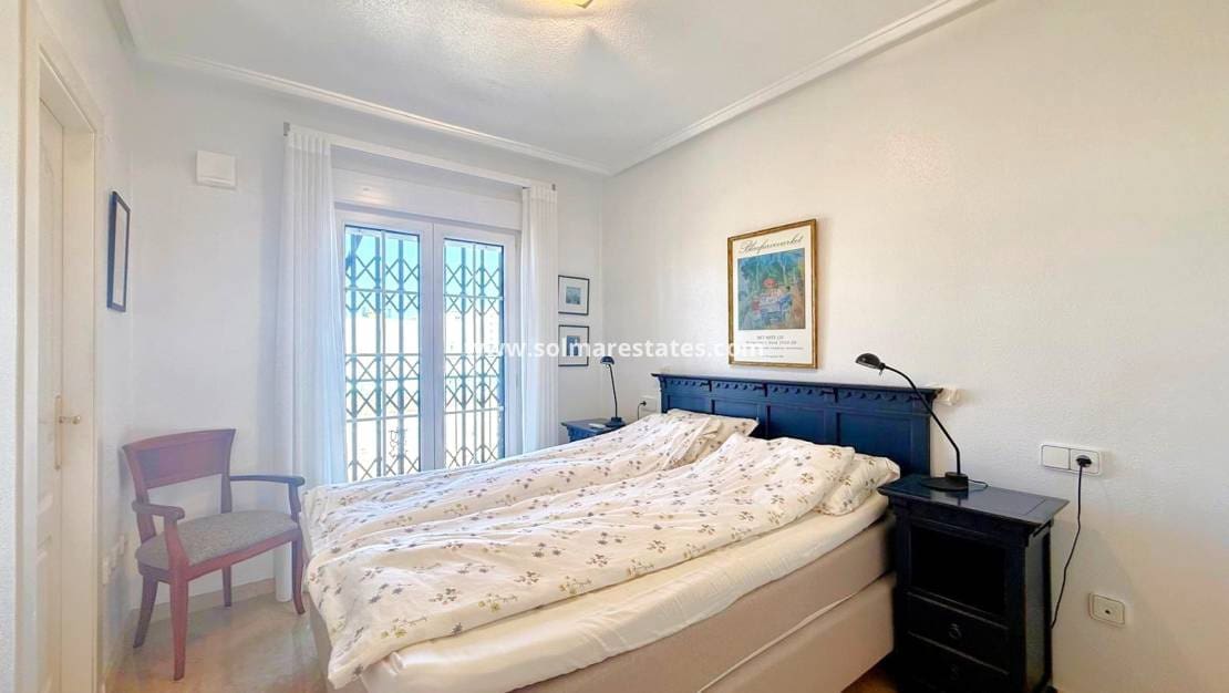 2 sypialnia Apartament na sprzedaż w Villamartin z basenem - 225 000 € (Ref: 10081798)