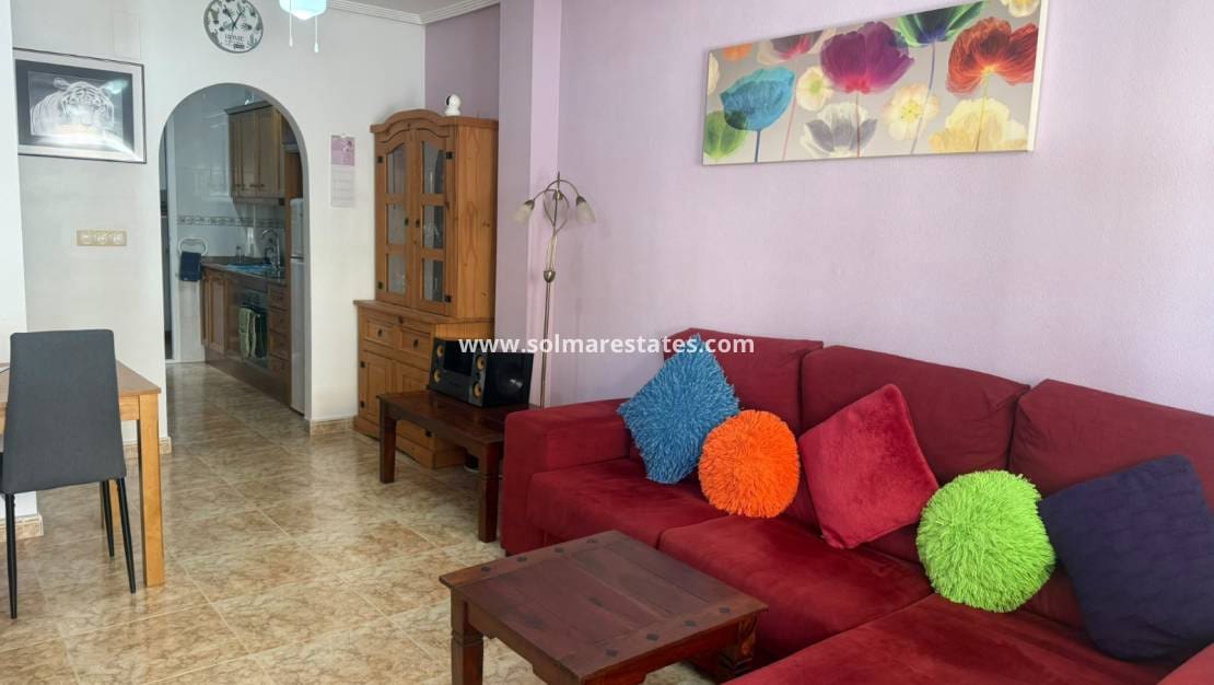 2 slaapkamer Appartement te koop in Orihuela Costa met zwembad - € 179.950 (Ref: 10085020)