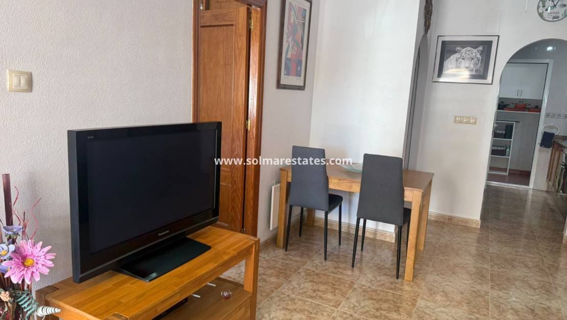 2 slaapkamer Appartement te koop in Orihuela Costa met zwembad - € 179.950 (Ref: 10085020)