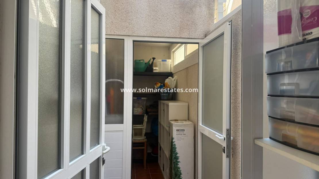 2 slaapkamer Appartement te koop in Orihuela Costa met zwembad - € 179.950 (Ref: 10085020)