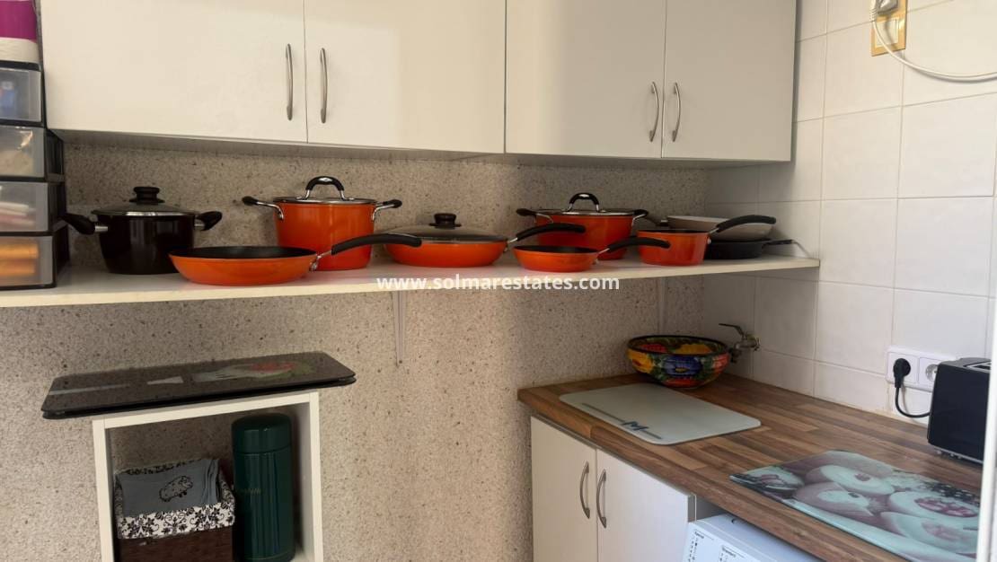 2 slaapkamer Appartement te koop in Orihuela Costa met zwembad - € 179.950 (Ref: 10085020)