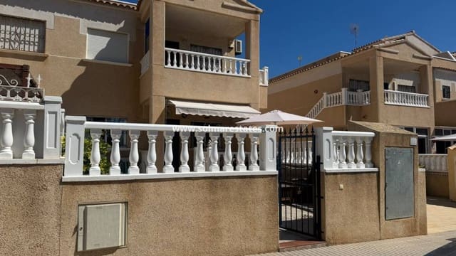 2 slaapkamer Appartement te koop in Punta Prima, Orihuela met zwembad - € 179.950 (Ref: 10085020)