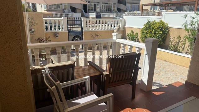 2 slaapkamer Appartement te koop in Punta Prima, Orihuela met zwembad - € 179.950 (Ref: 10085020)