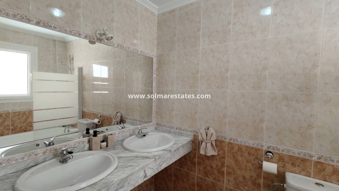 2 chambre Appartement à vendre à Cabo Roig avec piscine garage - 230 000 € (Ref: 10085223)